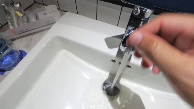 พักค้างคืน😴 ที่โรงแรมหรู KRAM Pattaya 🏨 โทนคราม-ขาว | ชลบุรี,ไทยแลนด์ 🇹🇭 смотреть онлайн