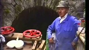 Cwmorthin Turbine with R.E. Jones 1995 pt.1
