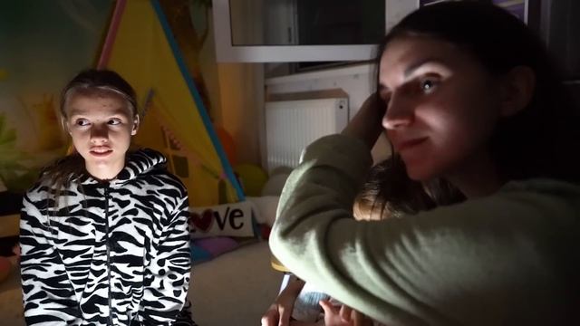 VLOG Пижамная вечеринка #1. Ночёвка с Дашей, Яриком и Серёжей