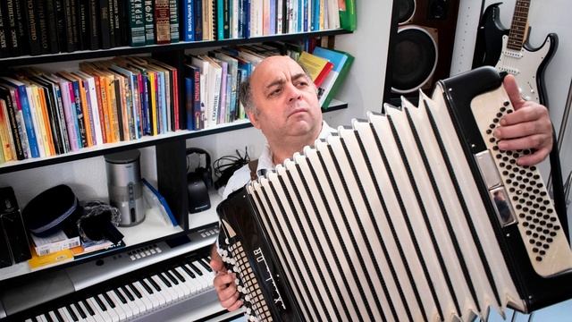 Алeксандр Курц: Снегири смотреть онлайн