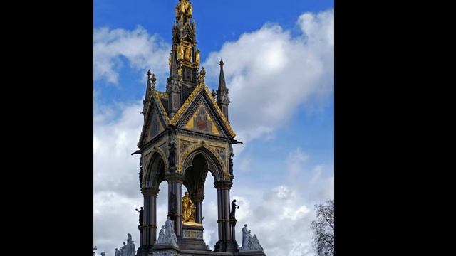 Explore LONDON on Foot: 5 Areas you can visit Without A Guide