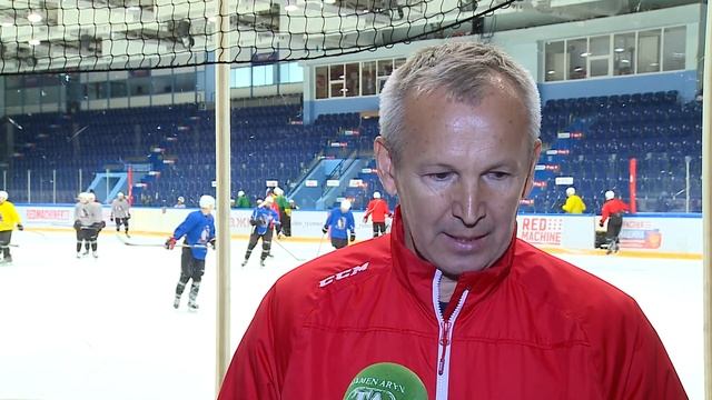 Хоккеистом быть хочу - пусть меня научат