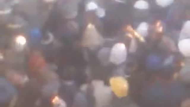 مناجم بوازار:هجوم القمع على معتصم العمال بوم 12 نونبر 2012 смотреть онлайн