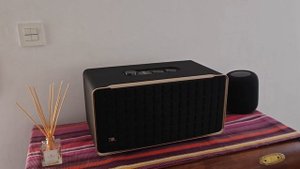JBL Authentics 500