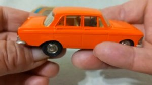 Москвич 412 капот два зажима