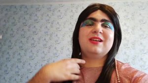 1080p_02_Шура_Стоун_на_работу_собралась