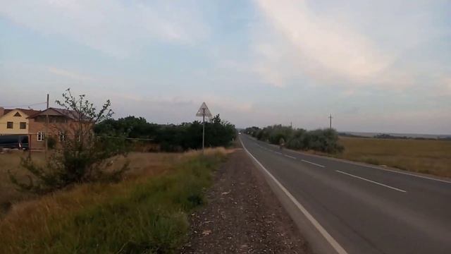 Любить или не любить Крым- это моё дело.И неадекваты встречаются. смотреть онлайн