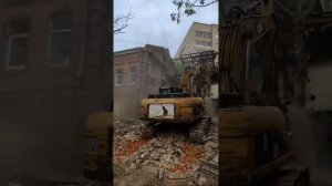 Производство строительных работ с использованием спецтехники