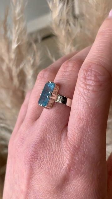 Кольцо Аквамарин Россия 24000₽ смотреть онлайн