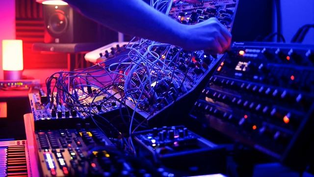 State Azure 'Aperture' Eurorack Techno Performance (E370, E520, Digitakt, Digitone, Vector)