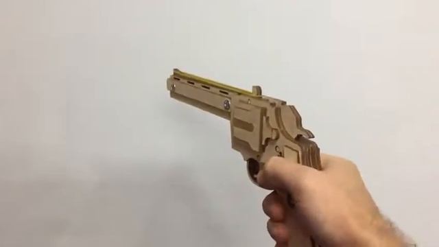 Револьвер в деле смотреть онлайн