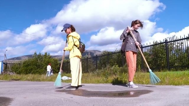 Первая зарплата смотреть онлайн