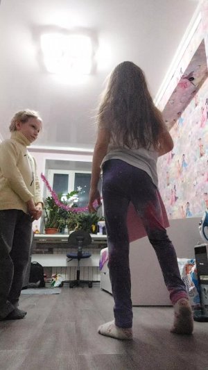 Вика и Алёна