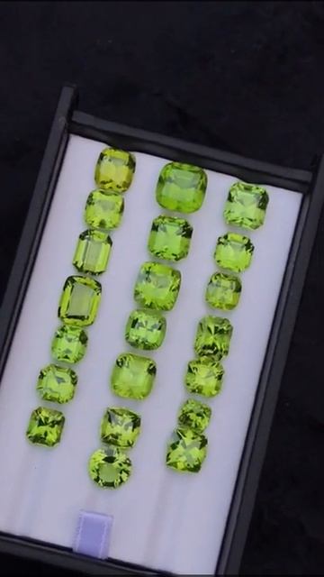 💎 Pure Naturals #peridot  available for sell. Colour: light green ⚖ Carat: 100 👍 full Guarantee.