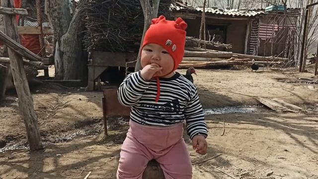 Кара-Кулжа Сары-Камыш Аселя кызым 1 жашта смотреть онлайн