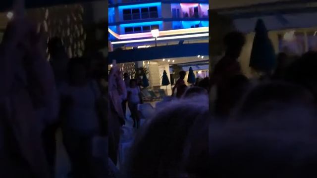 Гранада лакшери бич