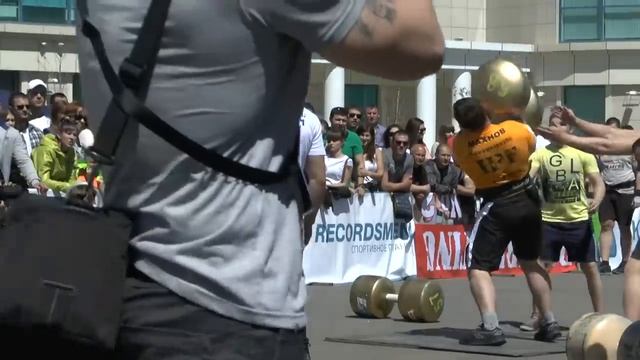 Стронгмены занимаются на турнике? смотреть онлайн