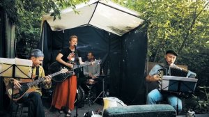 Леона -- Марш опавших листьев @ Путти-Хаус (Нск, 12.06.2019)