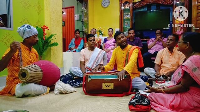 গৌর এস দয়া করিয়া || gaur eso doya koriya || গৌর আসর কীর্তন || kumar bk das || lyrics👇👇 смотреть онлайн