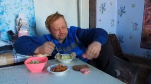 деревня Продолжаю строить кессон Мама кормит вкусными блюдами ПОДВАЛ ИЛЬИЧА деревенская жизнь в доме