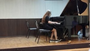 М. Бобер «Лунная рапсодия» Енова Лилия - преподаватель. Забарющая Н.В