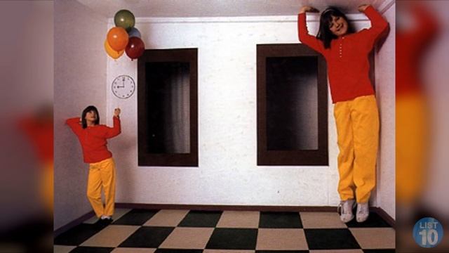 10 OPTICAL ILLUSIONS That Will Blow Your Mind | LIST KING