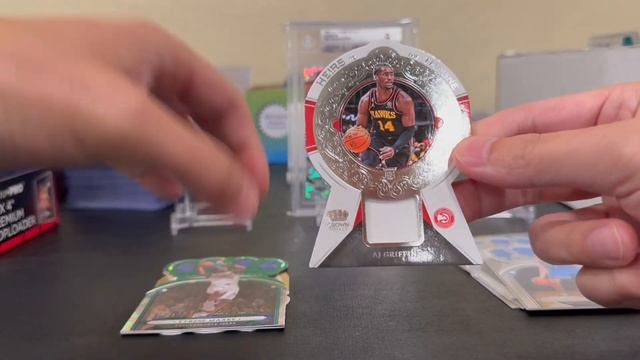 KABOOM Hunting! 2022-23 Crown Royale FOTL First Off the Line Hobby Box Opening! смотреть онлайн