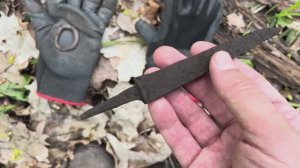 Разведка по чистому древнему ручью, люди там жили очень давно!