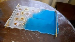 Цветочный поднос из эпоксидной смолы.