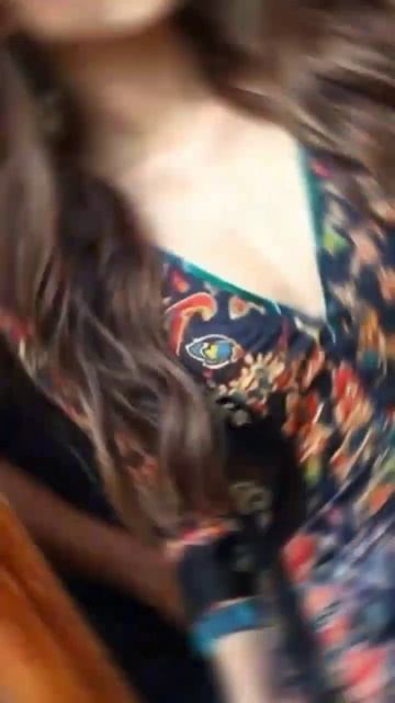 Tum Hi Aana song❣️Bollywood Indian 💞 beautiful actress🌺 Tara sutariya new status #short смотреть онлайн