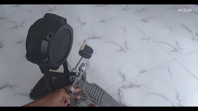 Roland KD 9 Overview Kik Pad V-Drums