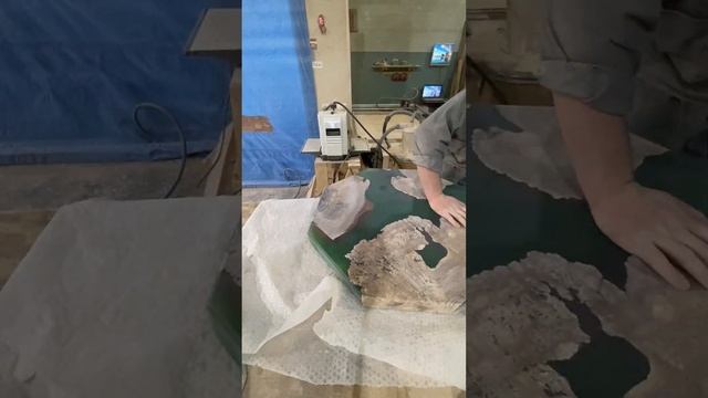 Процесс создания стола из эпоксидной смолы a2inhome.ru epoxyideasepoxytable epoxywoodepoxyresin