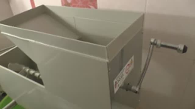 Дробилка для винограда с гребнеотделителем _Лоза_