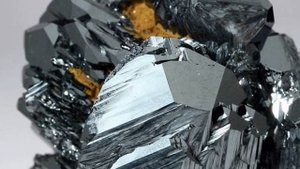 ГЕМАТИТ🖤 Познавательные странички о натуральных камнях