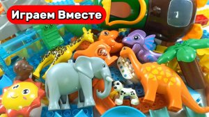 Развивающие видео для детей ! Собираем конструктор с горками и животными !
