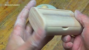 Шкатулка № 29. Коробочка для безделушек / Wooden Box for Trinkets.