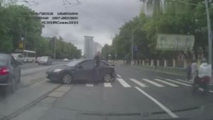 СЛУЧАЙНОЕ ВЕЗЕНИЕ ПЕШЕХОДОВ