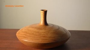 ВАЗА из дуба. Токарная обработка / Making a Vase from Oak. Woodturning.
