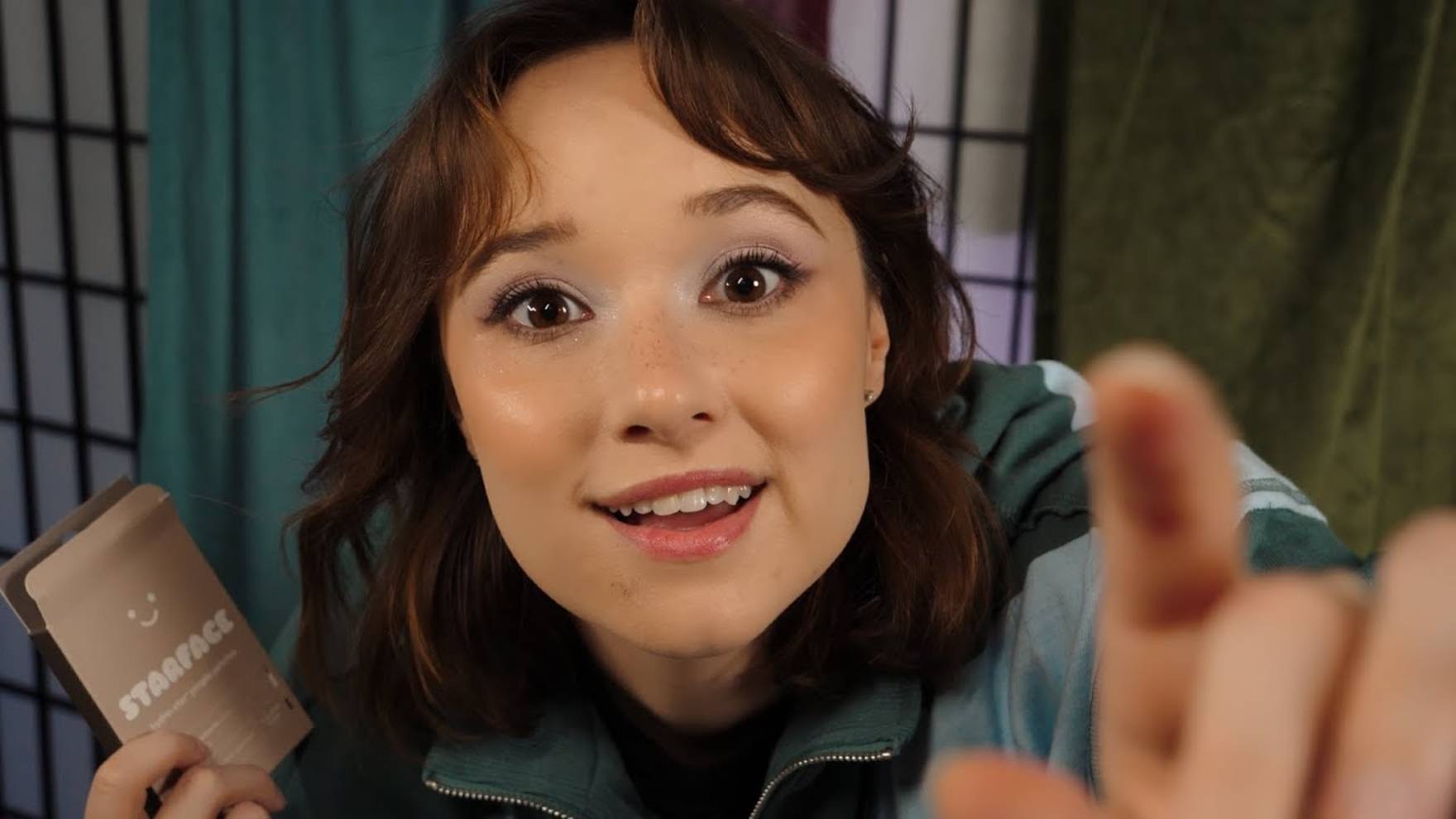 [Amy Kay ASMR] Weird Girl Gives You Personal Attention