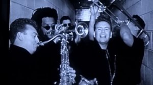 UB40 - (I Can't Help) Falling In Love With You (Remastered 2002)