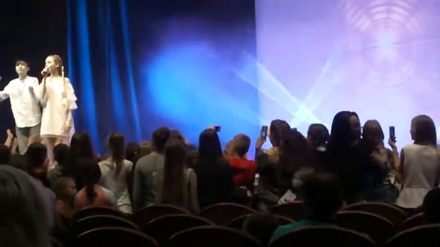 Денис Смирнов Арина Данилова- не хватает смотреть онлайн