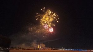 Праздничный салют в честь Дня Защитника Отечества 2025