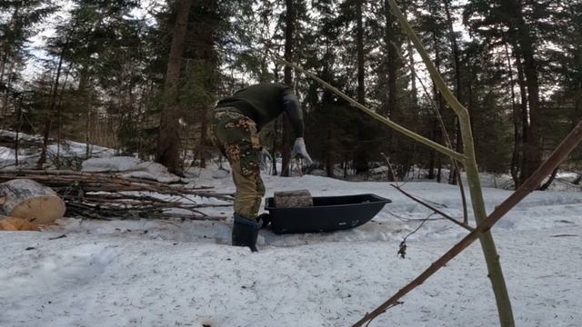 Доехали до избы / Резина гребёт / Ночёвка в лесу