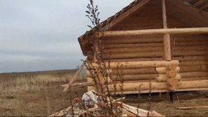 Февраль 2025. Сруб бани 4х5 с террасой 2 метра под двускатную крышу, покрытую металлочерепицей
