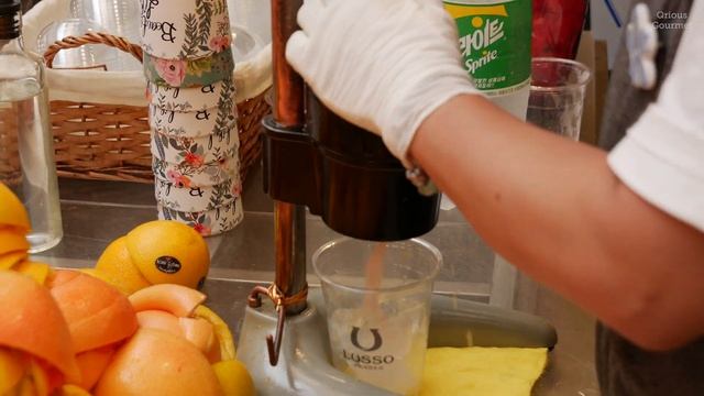 Freshly Squeezed Citrus Juice - Orange & Grapefruit │ Gwangjang Market, Seoul │ Street Food in Kore