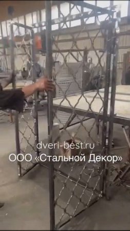 полный каталог решёток на окна на сайте dveri-best.ru , решётка РС-15 (рис. Монастырка)