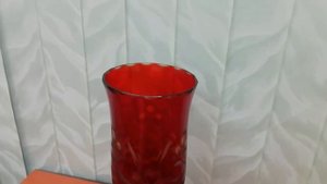 ваза цвет рубин