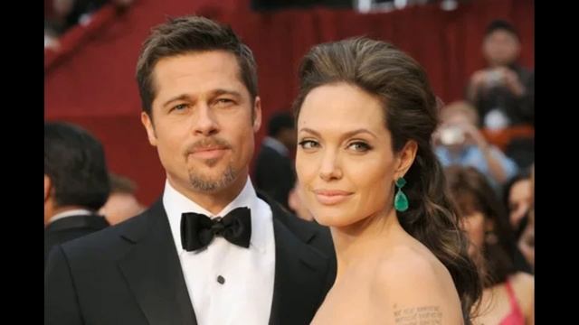 Brad Pitt & Angelina Jolie's Teen Daughter Reportedly Drops 'Pitt' From Playbill  Vivienne Jolie Pi смотреть онлайн