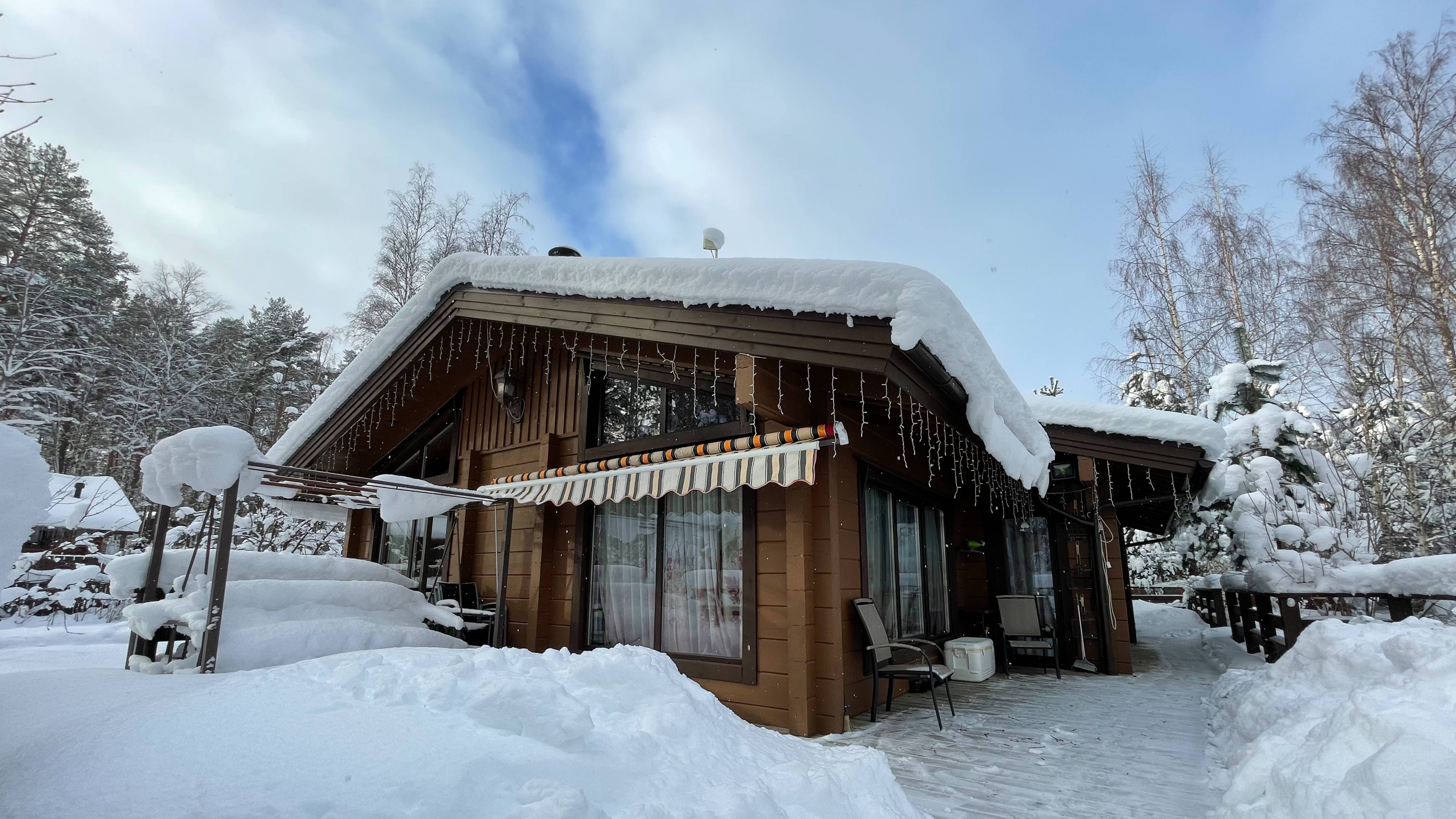 Коттедж у озера в ДНТ "Сосны" смотреть онлайн