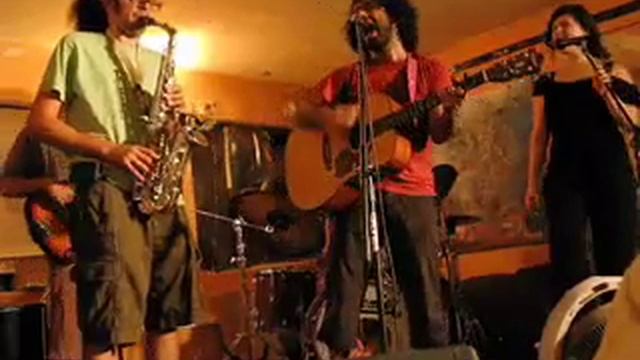 radio salamandra at the sabkuch milega in tel aviv